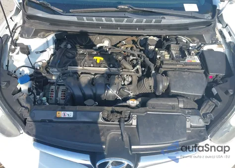 2016 Hyundai Elantra Se z USA, uszkodzony, nr VIN 5NPDH4AE7GH753923